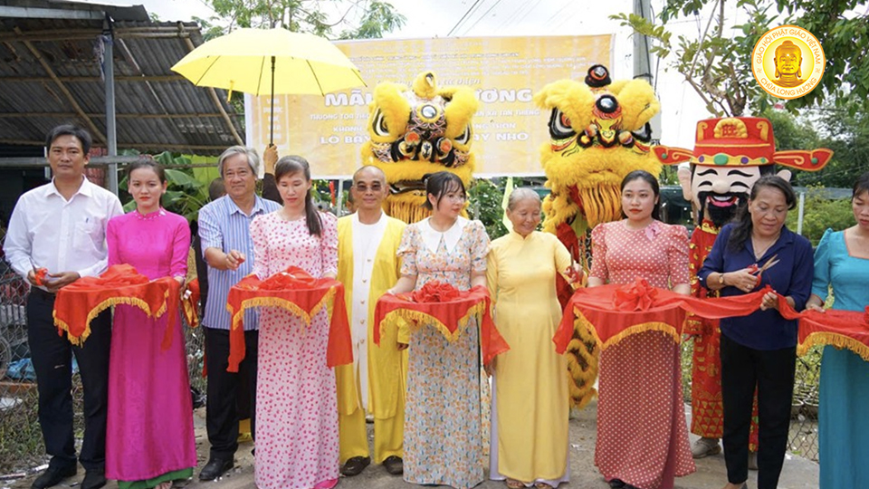 KHÁNH THÀNH TUYẾN ĐƯỜNG THỨ 12 DO CHƯƠNG TRÌNH “MÃI YÊU THƯƠNG” TÀI TRỢ