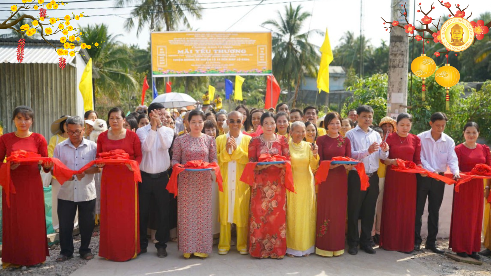 CHƯƠNG TRÌNH “MÃI YÊU THƯƠNG” KHÁNH THÀNH TUYẾN ĐƯỜNG TẠI HUYỆN MỎ CÀY BẮC